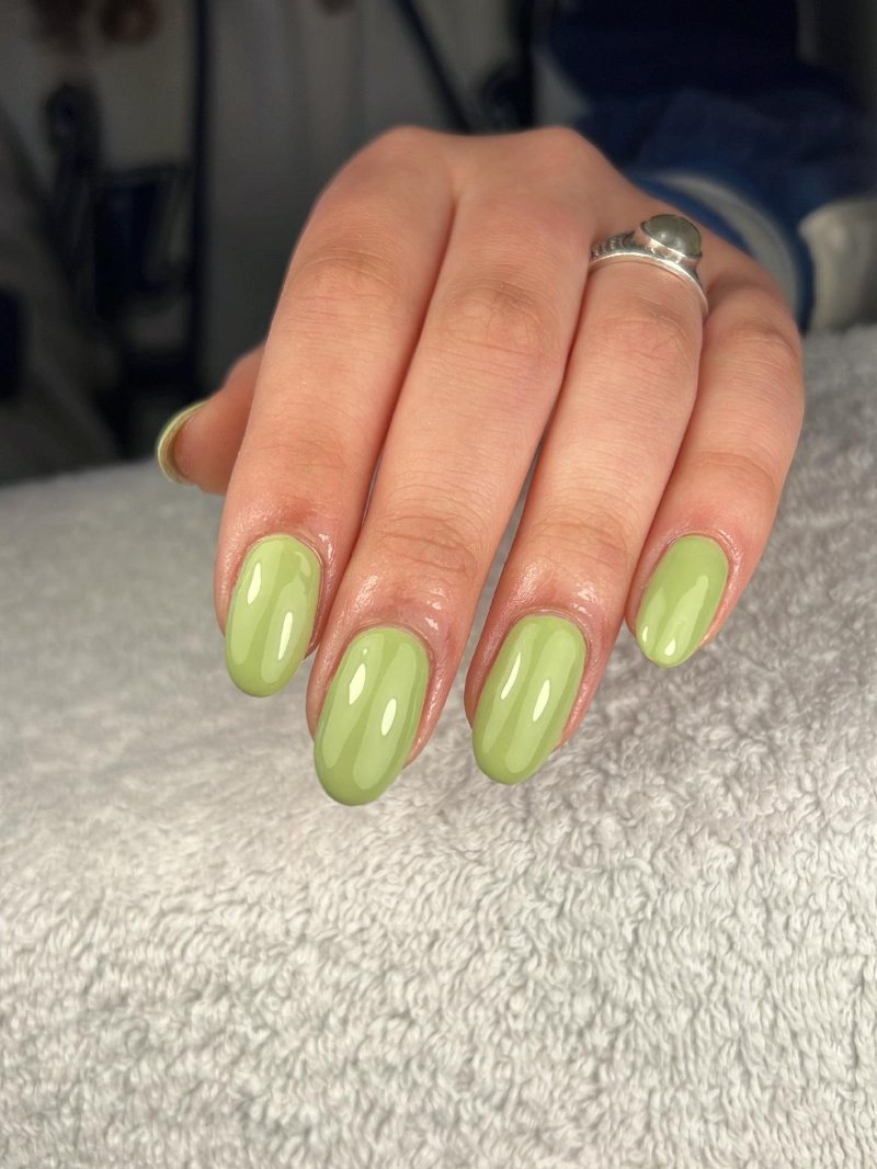 Salie groene amandelvormige nagels